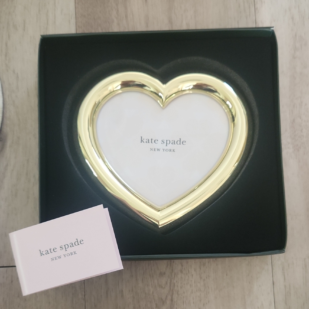 Kate Spade A Charmed Life Gold Heart Frame